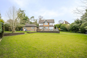 Photo 21- click for photo gallery